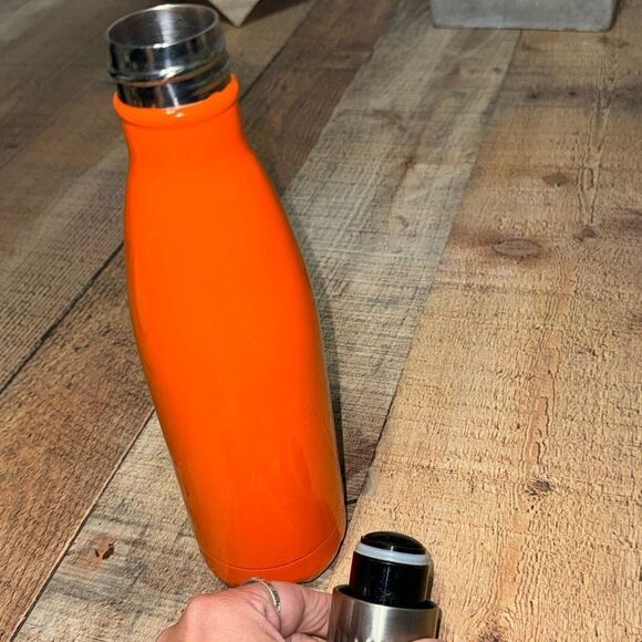 Whataburger stainless steel water bottle for all you Whataburger fans!!! - Picture 10 of 10